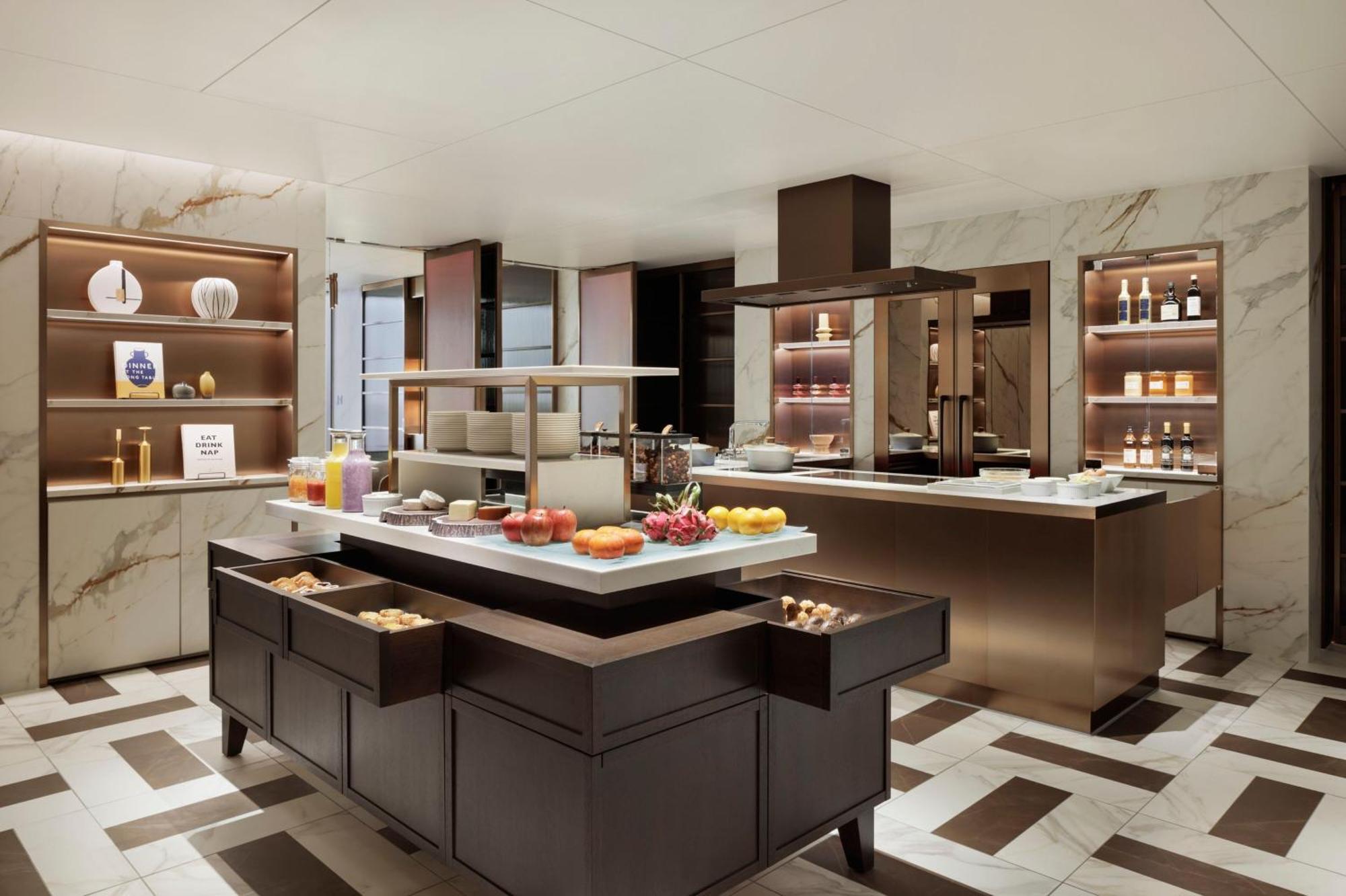 Отель The Westin Токио Экстерьер фото