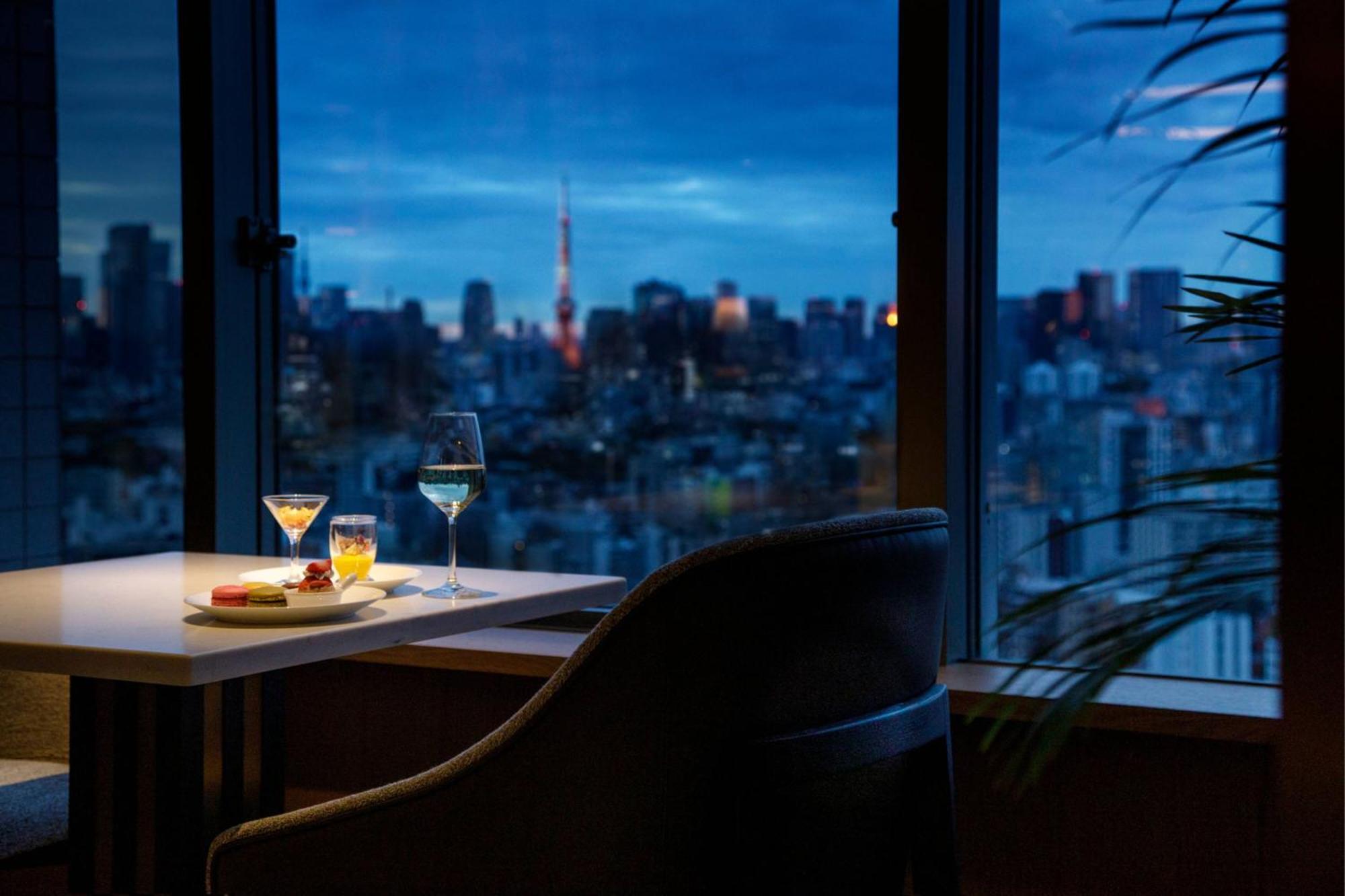 Отель The Westin Токио Экстерьер фото