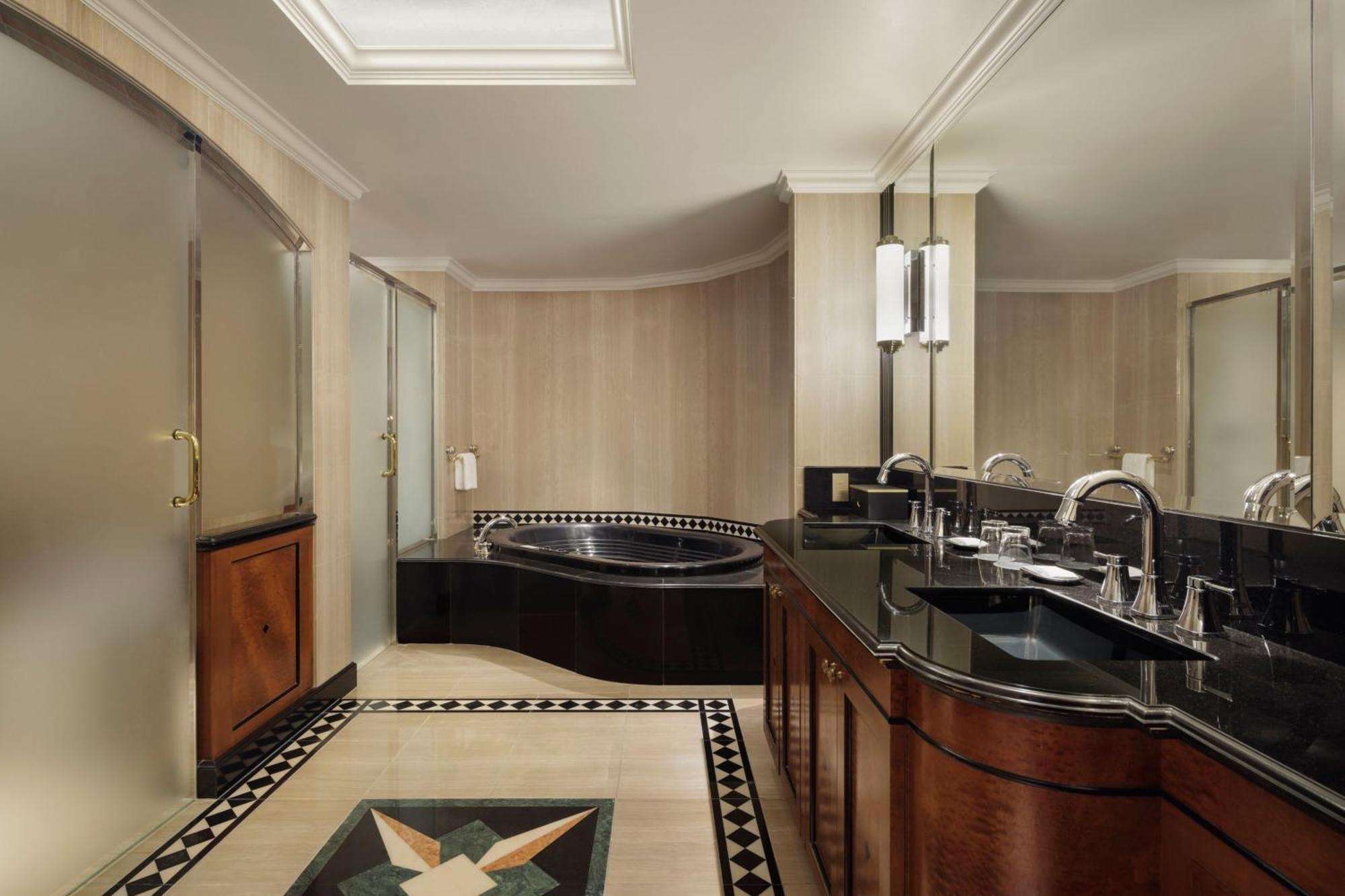 Отель The Westin Токио Экстерьер фото